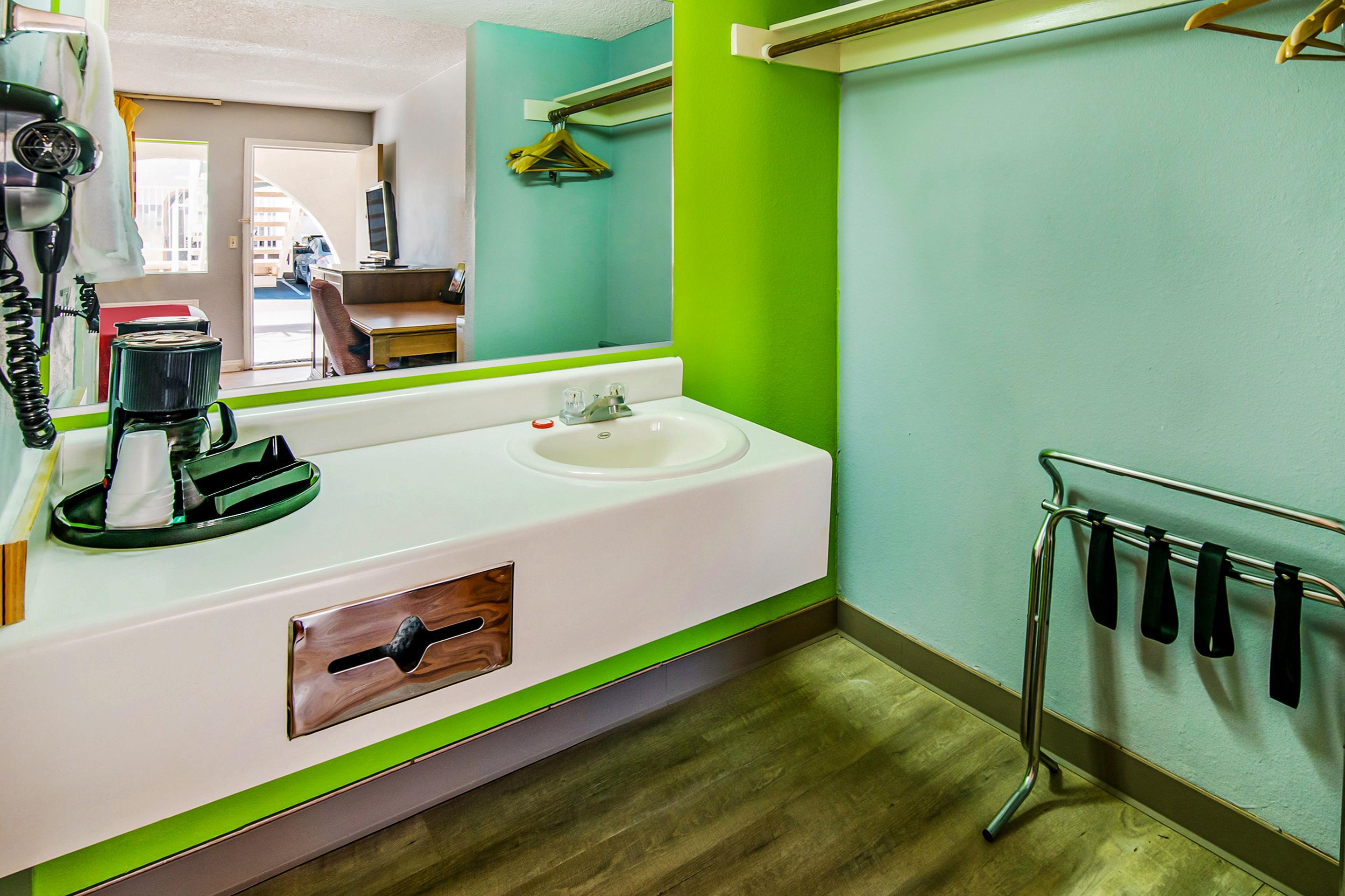 Hotel Europa Ridgecrest Εξωτερικό φωτογραφία