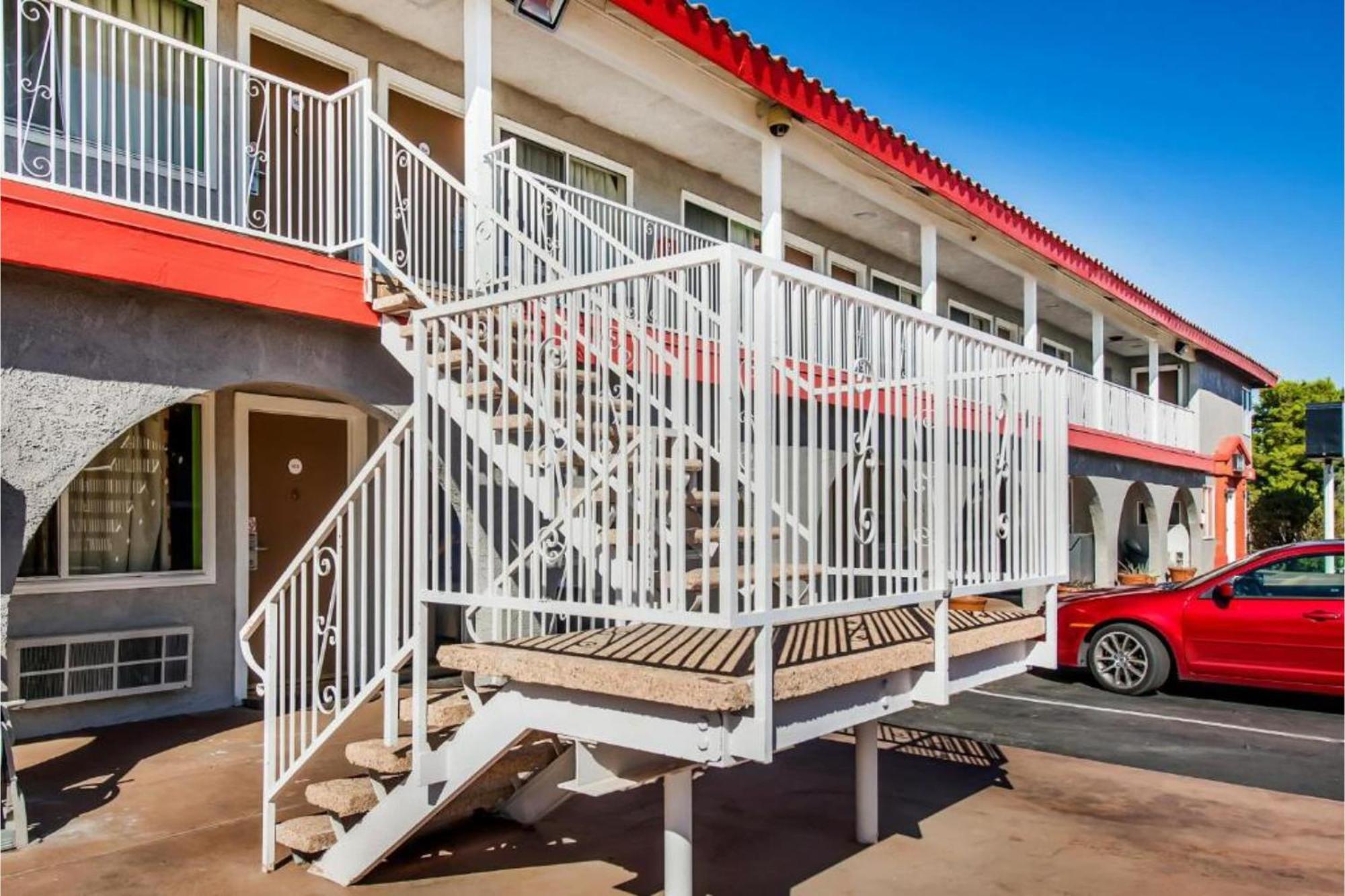 Hotel Europa Ridgecrest Εξωτερικό φωτογραφία