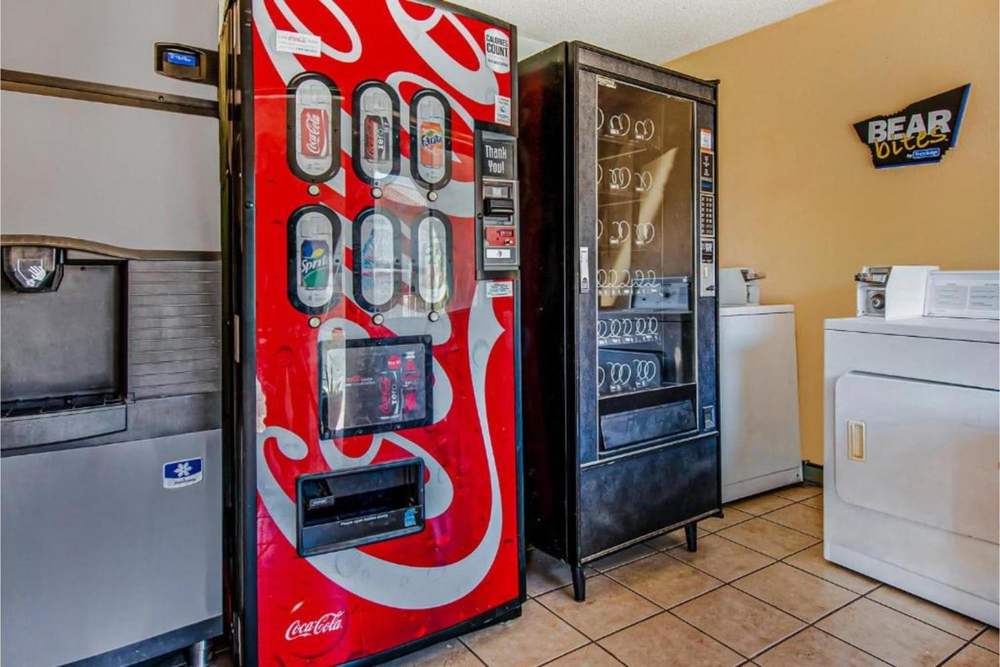 Hotel Europa Ridgecrest Εξωτερικό φωτογραφία