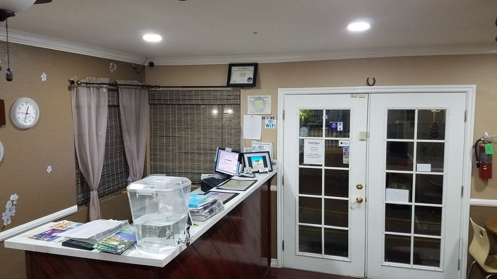 Hotel Europa Ridgecrest Εξωτερικό φωτογραφία