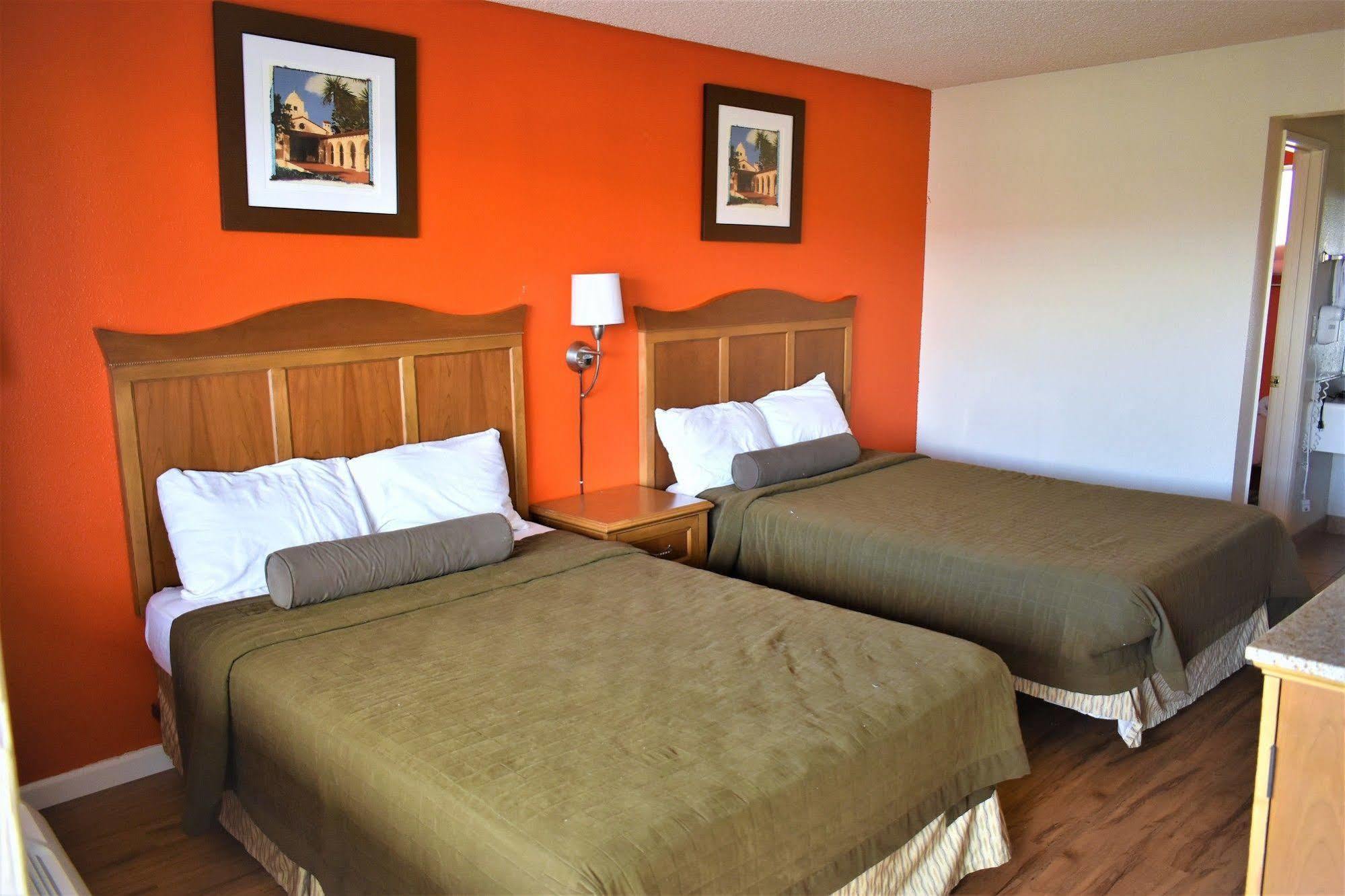 Hotel Europa Ridgecrest Εξωτερικό φωτογραφία